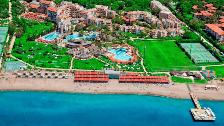 Limak Arcadia Sport & Resort Hotel